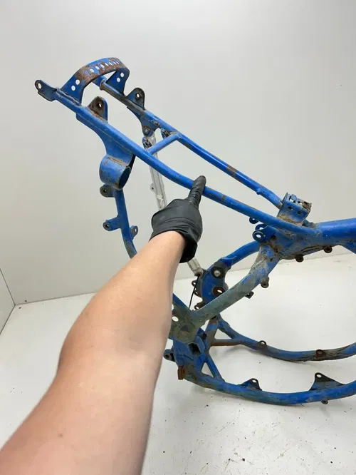 90 1990 SUZUKI RM125 RM 125 Main Frame Body Assembly Chassis Chassi BOS! READ