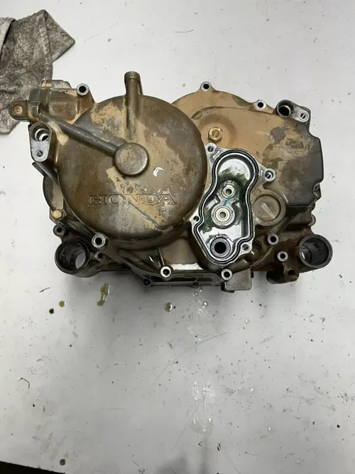 03 2003 Honda Rancher 350 TRX350TE 2x4 OEM GOOD! Crankcase Case Case Engine Moto