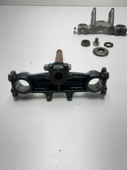 1977 77 Yamaha IT250 it 250 D OEM Triple Clamp Tree Upper Lower Post