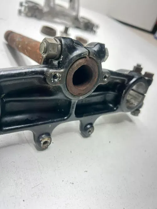 1977 77 Yamaha IT250 it 250 D OEM Triple Clamp Tree Upper Lower Post