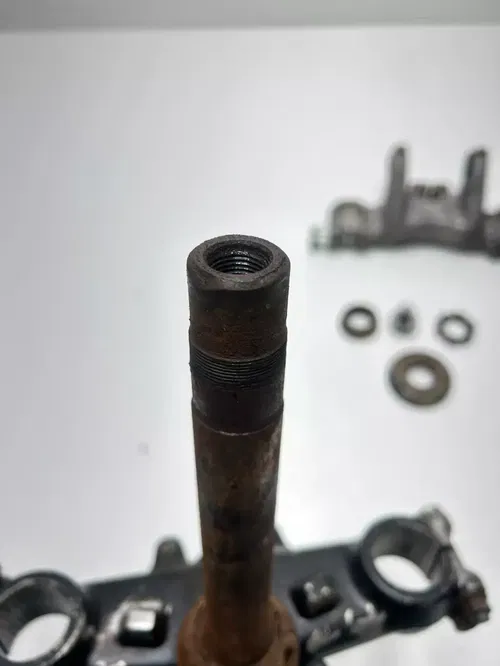 1977 77 Yamaha IT250 it 250 D OEM Triple Clamp Tree Upper Lower Post