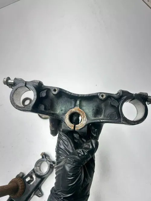 1977 77 Yamaha IT250 it 250 D OEM Triple Clamp Tree Upper Lower Post