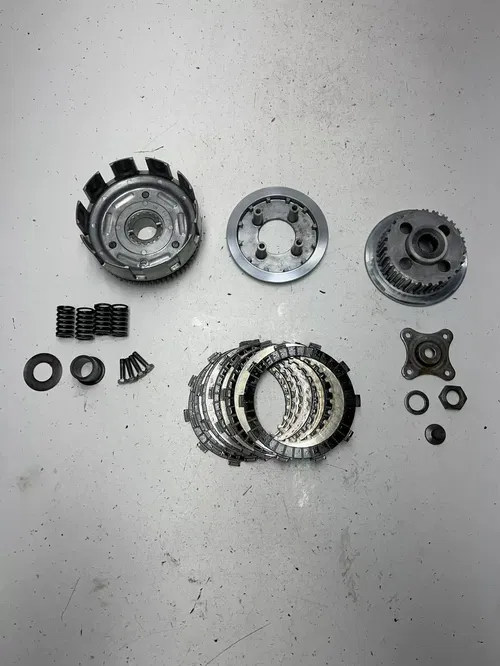 85 1985 Honda XR350R xr 350 r OEM TIGHT! Clutch Basket Assembly Plate Pack Bolt