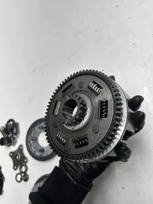 85 1985 Honda XR350R xr 350 r OEM TIGHT! Clutch Basket Assembly Plate Pack Bolt