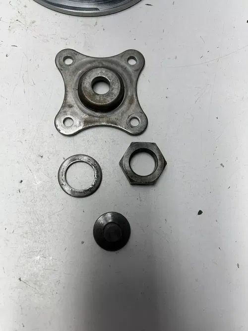 85 1985 Honda XR350R xr 350 r OEM TIGHT! Clutch Basket Assembly Plate Pack Bolt