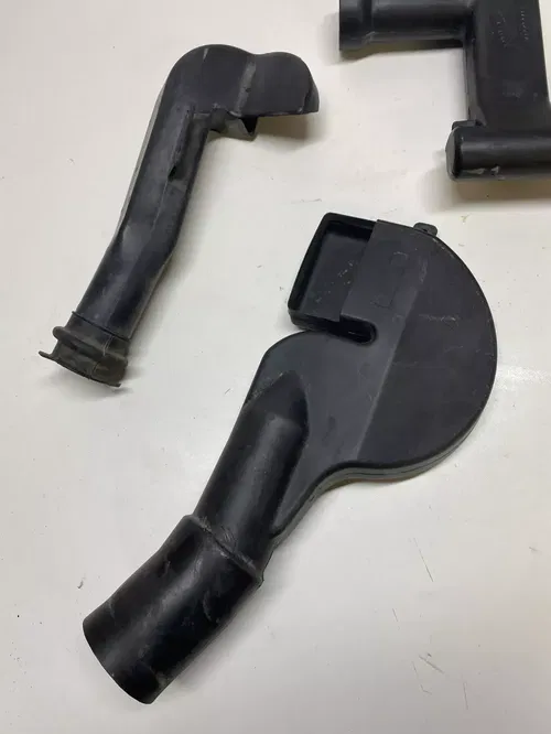 1994 94 Polaris 400 Sportsman 400L Belt Box Intake Tube Snorkel Plastic Vent