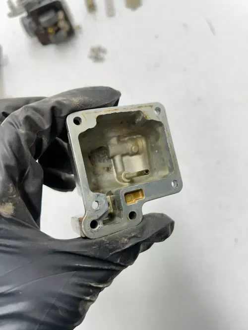 2005 05 Yamaha Raptor 80 YFM80 OEM GOOD! Carb Carburetor Bowl Body Jet Float