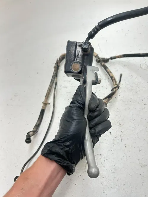03 2003 Honda Foreman 450 TRX450FM OEM Front Brake Master Cylinder Lever Line