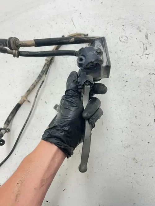 03 2003 Honda Foreman 450 TRX450FM OEM Front Brake Master Cylinder Lever Line
