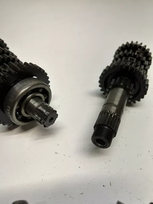 1984 84 Honda XL350R xl350r Xl 350 GOOD! Trans Transmission Gear Shaft Fork Pump