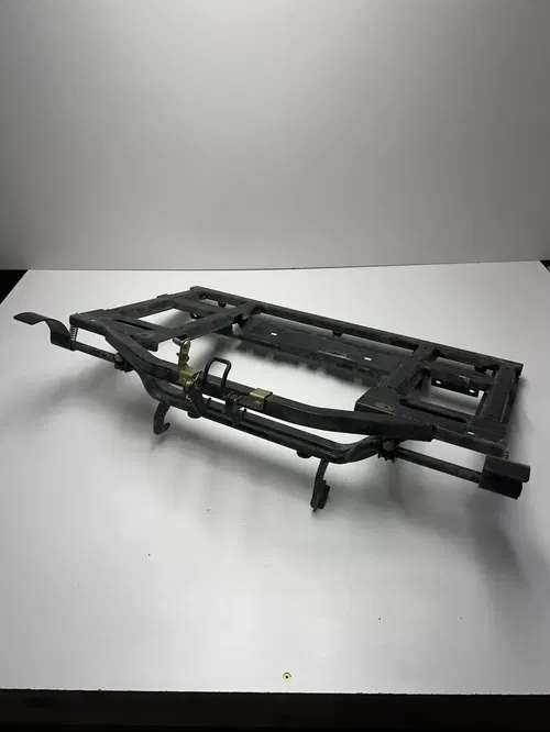 2007 07 Polaris Sportsman 800 X2 EFI OEM Bed Frame Latch Mount Bar Tail