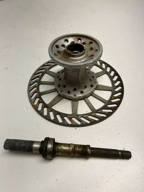 1991 91 Yamaha YZ250 Yz 250 LOT Front Wheel Hub Disc Brake Axle Free Shipping