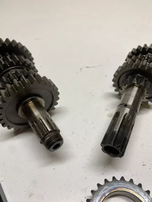 83 SUZUKI SP500 sp 500 Trans Transmission Gear Shaft Fork Timing Chain Sprocket