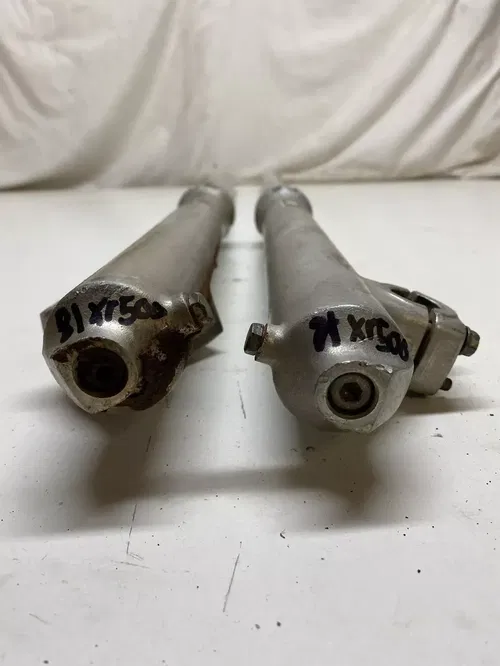 1981 81 Honda XR500R xr500 CLAPPED BLOWN Front Forks Fork Tube READ DESCRIPTION