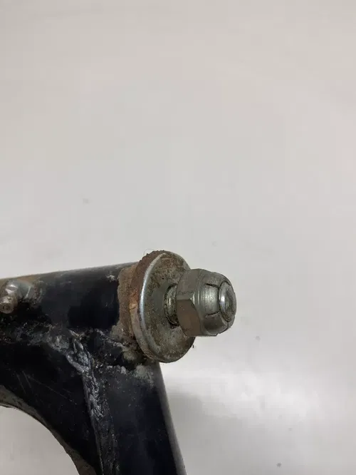 1976 76 SUZUKI GT250 gt 250 HUSTLER GOOD Swing Arm Pivot Bolt Swingarm Free Ship