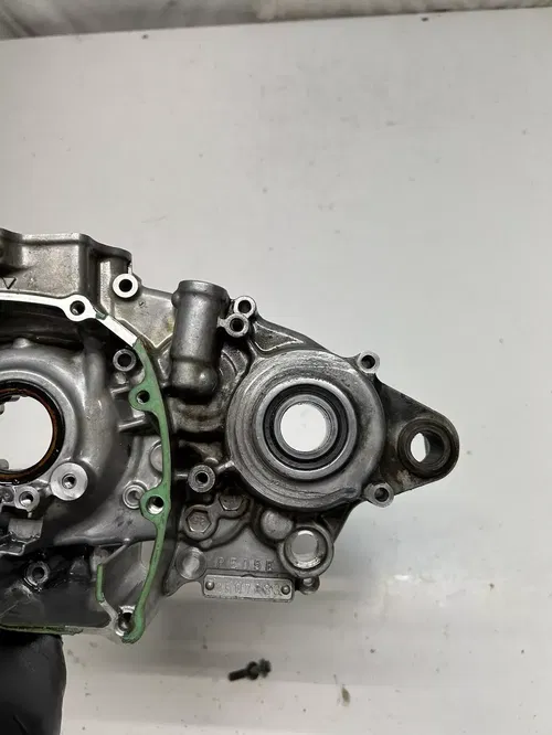 2007 07 Honda CRF450R crf 450 r OEM Left Case Engine Motor Crankcase READ DESCRI