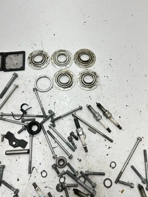 23 2023 Can-Am Defender Hd 10 Lonestar OEM LOT Bolt Spark Plugs Washers Screen