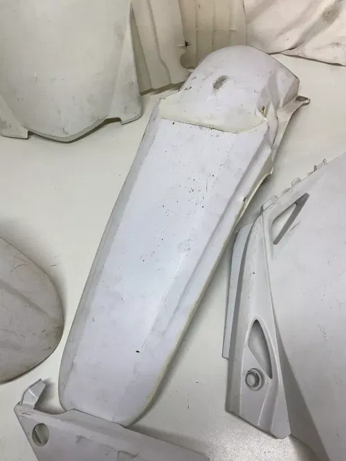 08 2008 Honda CRF450R CRF 450 R DAMAGE Plastics Fender Shroud Guard Aftermarket