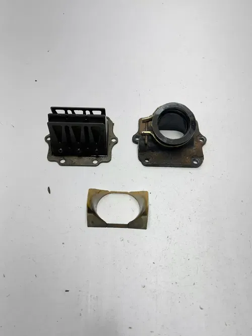 1997 97 Polaris Scrambler 400 4x4 OEM  Intake Boot Reed Cage Spacer Rubber