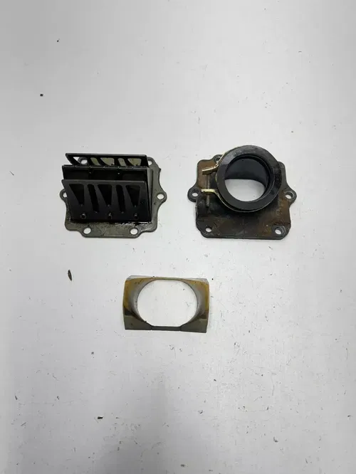 1997 97 Polaris Scrambler 400 4x4 OEM  Intake Boot Reed Cage Spacer Rubber