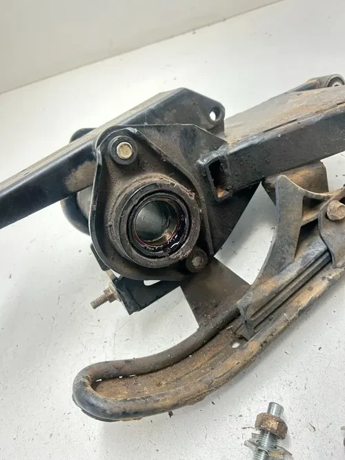 88 1988 Polaris Trail Boss 250 4x4 OEM Swingarm Swing Arm Axle Carrier Hitch