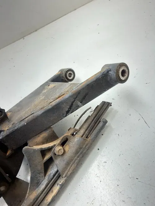 88 1988 Polaris Trail Boss 250 4x4 OEM Swingarm Swing Arm Axle Carrier Hitch