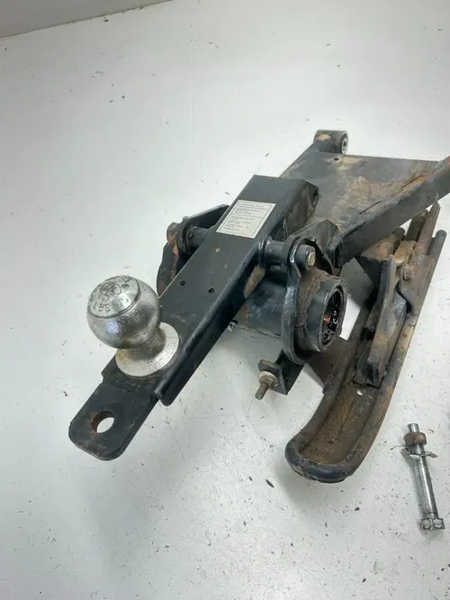 88 1988 Polaris Trail Boss 250 4x4 OEM Swingarm Swing Arm Axle Carrier Hitch