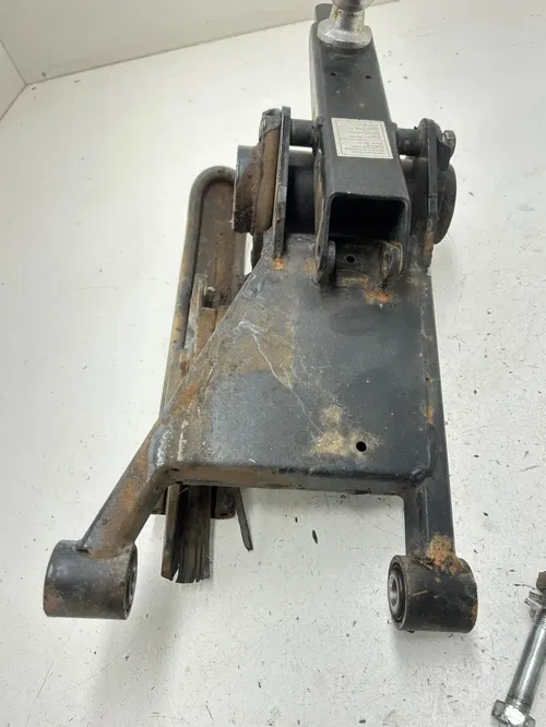 88 1988 Polaris Trail Boss 250 4x4 OEM Swingarm Swing Arm Axle Carrier Hitch