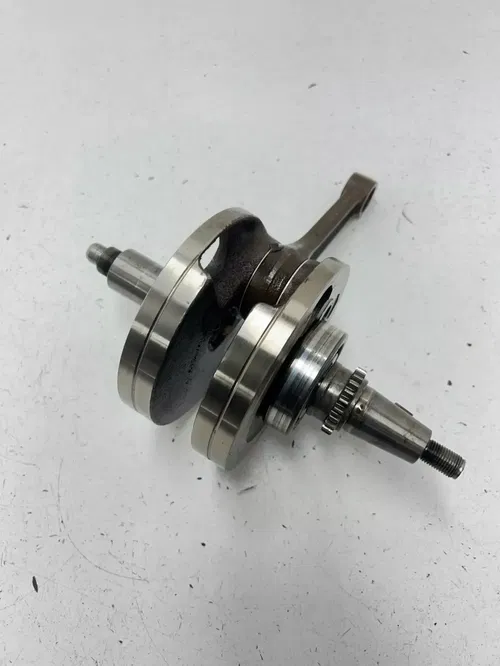 85 1985 Yamaha XT600 Xt 600 OEM GOOD THREADS! Crankshaft Crank Shaft Rod 0.58 MM