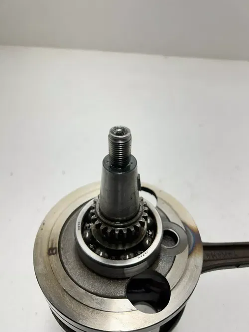 85 1985 Yamaha XT600 Xt 600 OEM GOOD THREADS! Crankshaft Crank Shaft Rod 0.58 MM