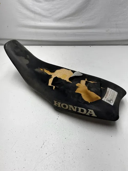 05 2005 Honda TRX450R Trx 450 r OEM Seat Saddle Pan Foam Mount