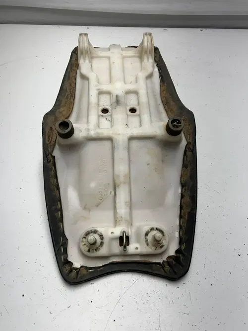 05 2005 Honda TRX450R Trx 450 r OEM Seat Saddle Pan Foam Mount