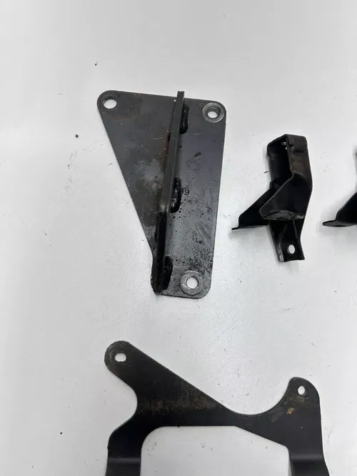 2006 06 Polaris Trail Boss 330 2x4 OEM LOT Mount Support Front Rear