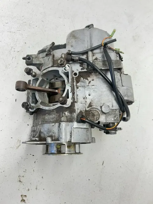 83 1983 Yamaha Tri Moto 175 YT175K OEM Engine Motor Bottom End Crankcase Case
