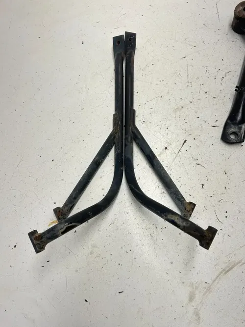 99 1999 Suzuki King Quad 300 LTF 4x4 OEM GOOD Frame Mount Bracket Fender Stays