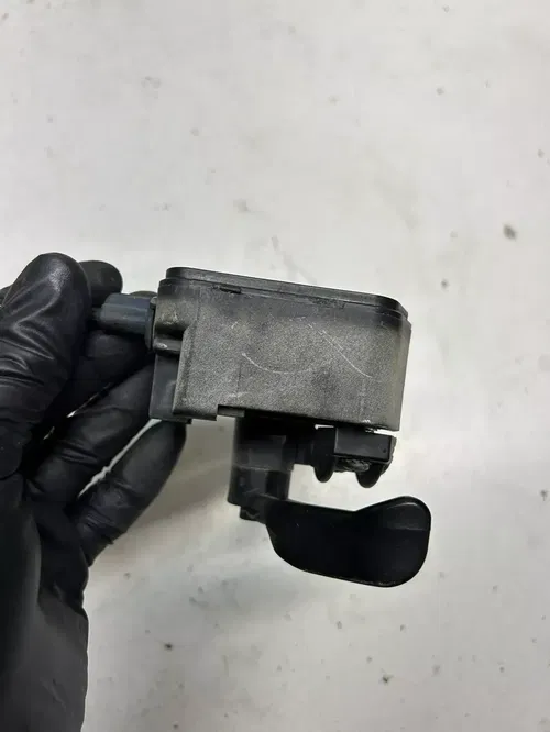 2005 05 Polaris Predator 500 OEM LOT Thumb Throttle Assembly Cable Missing Cap
