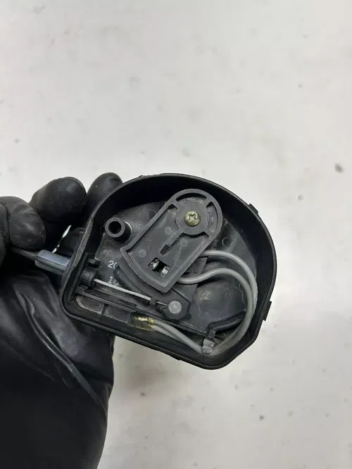 2005 05 Polaris Predator 500 OEM LOT Thumb Throttle Assembly Cable Missing Cap