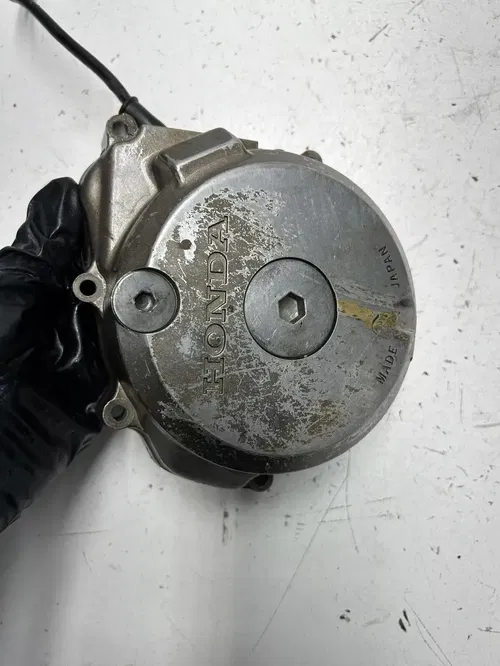 86 1986 Honda XR250R Xr 250 r OEM WORKING! Stator Ignition Cover Case READ DESCR