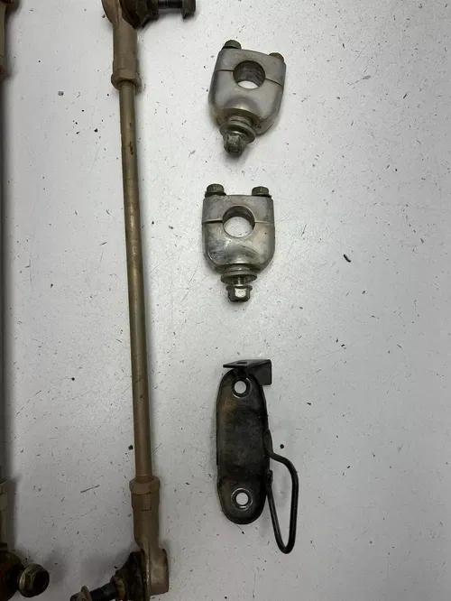 05 2005 Honda TRX450R Trx 450 r OEM LOT Tie Rod Rods Bar Clamp Riser Mount Guide