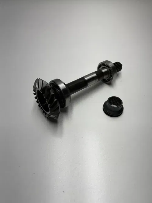 2021 Can Am Defender HD10 Limited OEM Bevel Gear Shaft Transmission 8 MILES!