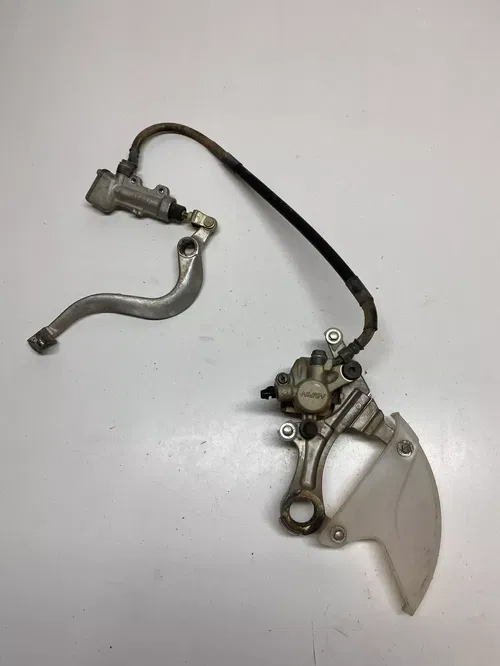 2005 05 Kawasaki KX250F WORKING COMPLETE BACK BRAKE CALIPER MASTER LINE LEVER