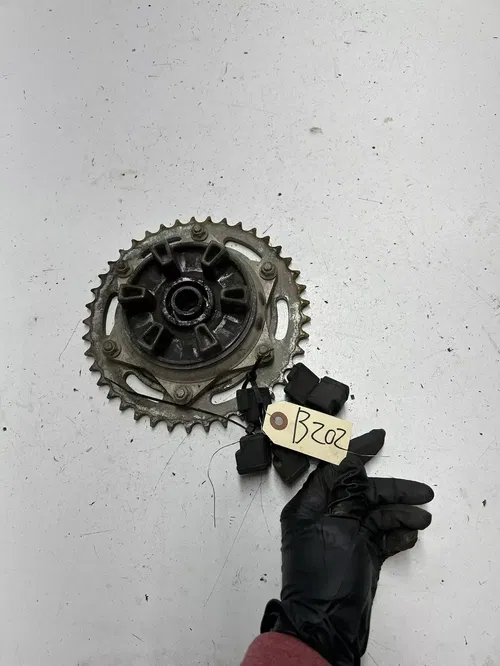 1994 94 Suzuki DR350SE Dr 350 se OEM LOT Rear Sprocket Hub Crush Rubber Mount