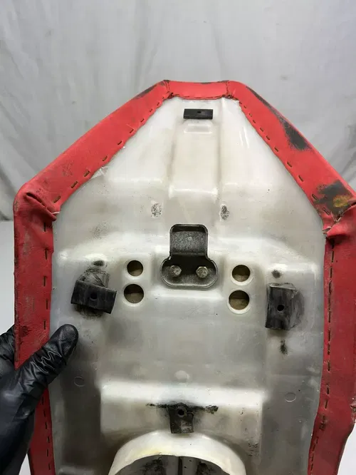 1990 90 Yamaha RT180 RT 180 rt OEM LOT Seat Saddle Pan Foam Cover Mounts Latch
