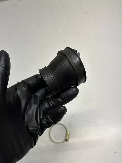 1990 90 Yamaha RT180 RT 180 rt OEM GOOD RUBBER! Air Box Intake Boot Clamps NICE!