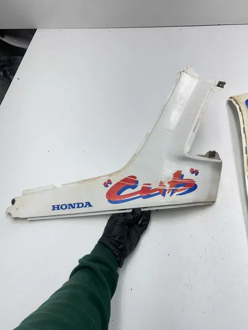 1994 94 Honda EZ90 Cub ez 90 OEM NICE! Side Plastics Cover Panel Left Right