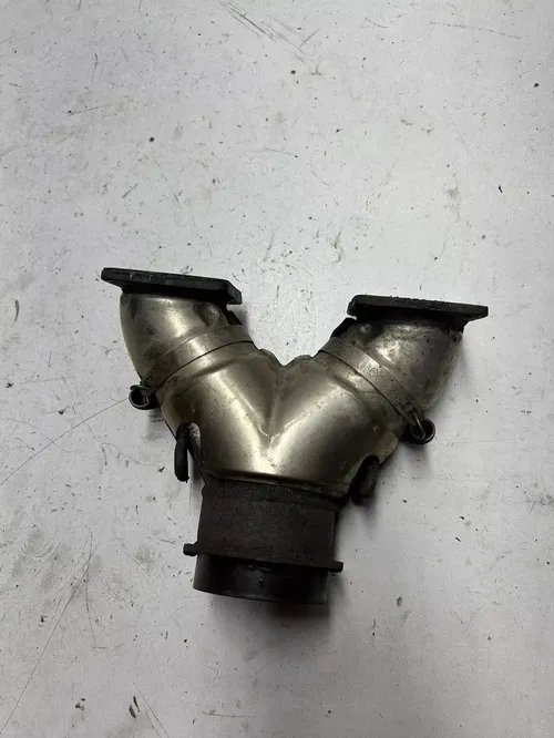 2004 04 Ski-doo Summit 800 Highmark 151" OEM Exhaust Manifold Y Pipe Shield