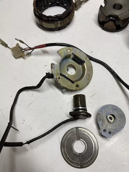1982 82 YAMAHA XJ650 MAXIM XJ 650 Points Pickup Stator Flywheel