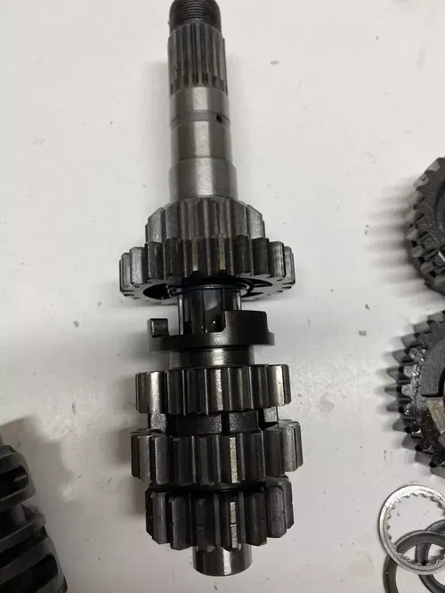 2005 05 Honda CRF250R crf250r LOT PARTS TRANS TRANSMISSION GEAR FORK SHAFT