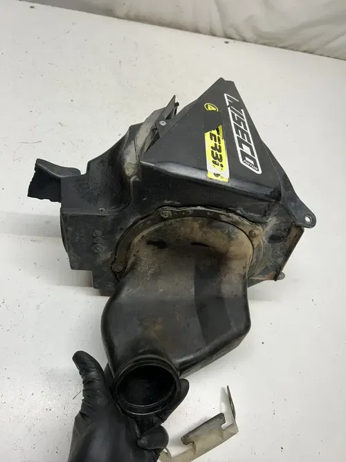 2002 02 Honda Cr250r CR 250 R OEM NICE! Airbox Air Box Intake SOFT RUBBER!