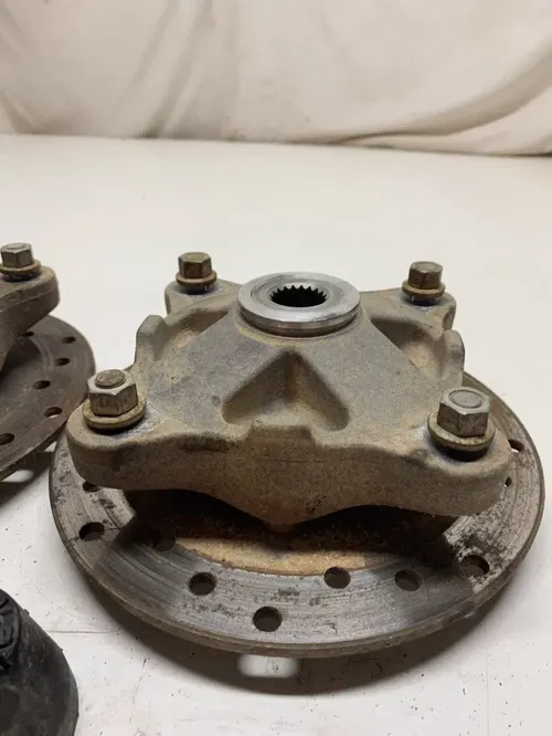 2004 04 Polaris ATP 500 4x4 atp LOT Back Rear Hub Disc Brake Rotor Dust Caps L R